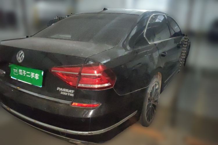 Used Volkswagen Passat 2017 330TSI DSG Luxury Edition Rear Right 45 Deg