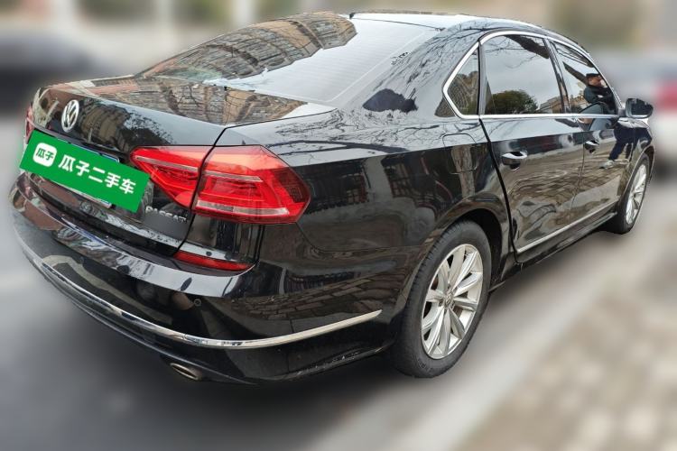 Used Volkswagen Passat 2017 330TSI DSG Luxury Edition Rear Right 45 Deg