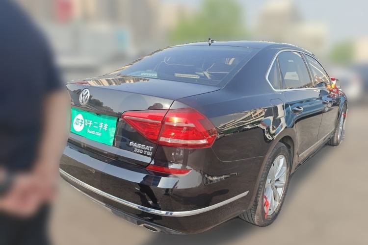 Used Volkswagen Passat 2017 330TSI DSG Luxury Edition Rear Right 45 Deg