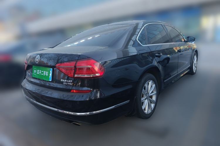 Used Volkswagen Passat 2017 330TSI DSG Luxury Edition Rear Right 45 Deg