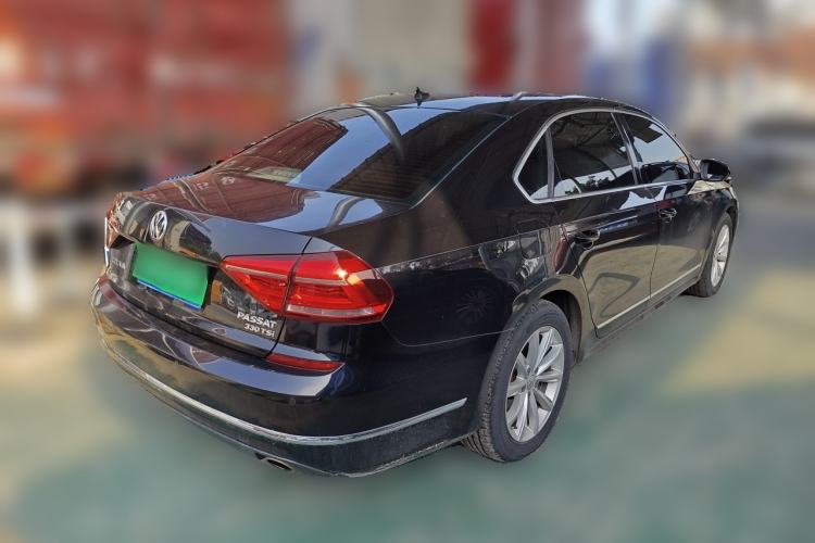 Used Volkswagen Passat 2017 330TSI DSG Luxury Edition Rear Right 45 Deg