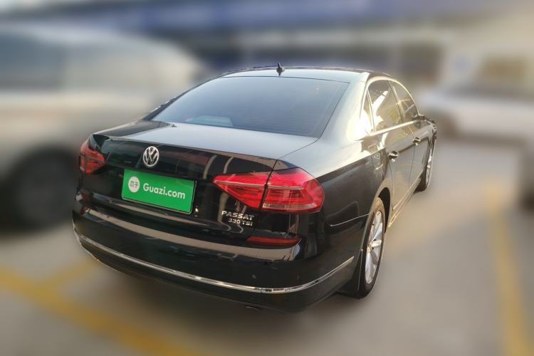 Used Volkswagen Passat 2017 330TSI DSG Luxury Edition Rear Right 45 Deg