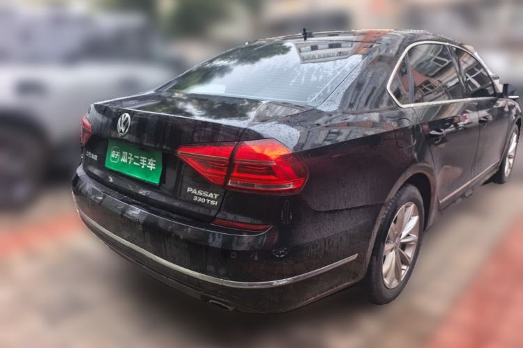 Used Volkswagen Passat 2017 330TSI DSG Luxury Edition Rear Right 45 Deg