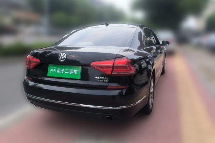 Used Volkswagen Passat 2017 330TSI DSG Luxury Edition Rear Right 45 Deg