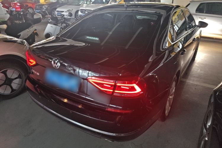 Used Volkswagen Passat 2017 330TSI DSG Luxury Edition Rear Right 45 Deg