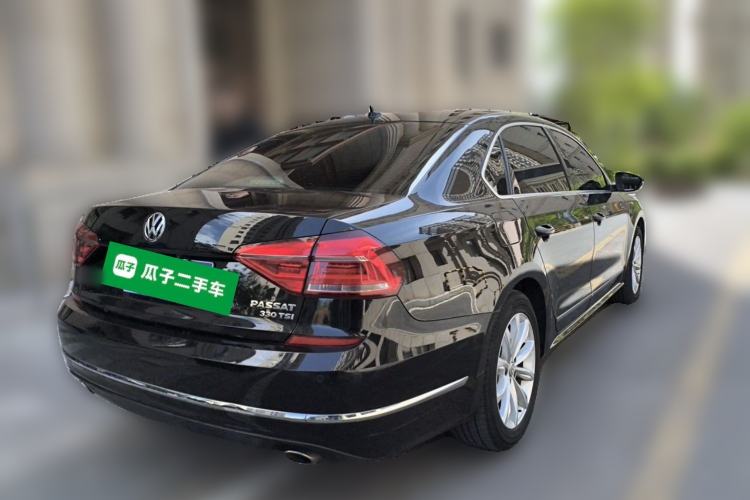 Used Volkswagen Passat 2017 330TSI DSG Luxury Edition Rear Right 45 Deg