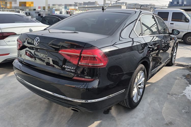 Used Volkswagen Passat 2017 330TSI DSG Luxury Edition Rear Right 45 Deg