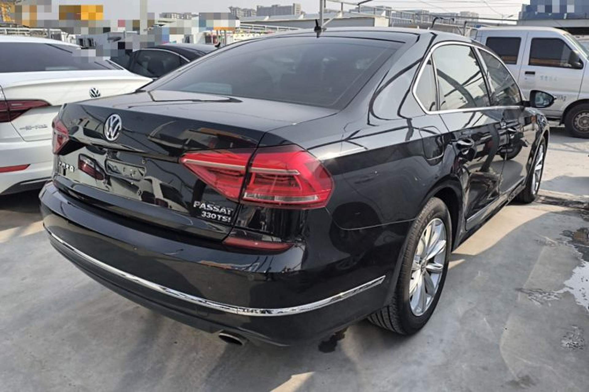 Used Volkswagen Passat 2017 330TSI DSG Luxury Edition Rear Right 45 Deg