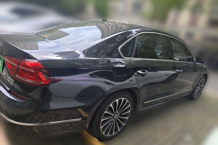 Used Volkswagen Passat 2017 330TSI DSG Prestige Edition Rear Right 45 Deg