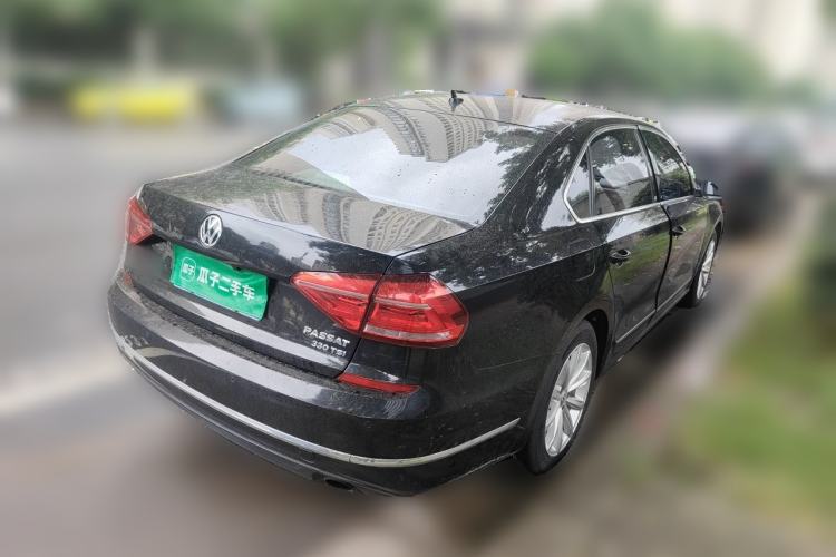 Used Volkswagen Passat 2017 330TSI DSG Luxury Edition Rear Right 45 Deg