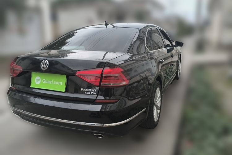 Used Volkswagen Passat 2017 330TSI DSG Luxury Edition Rear Right 45 Deg