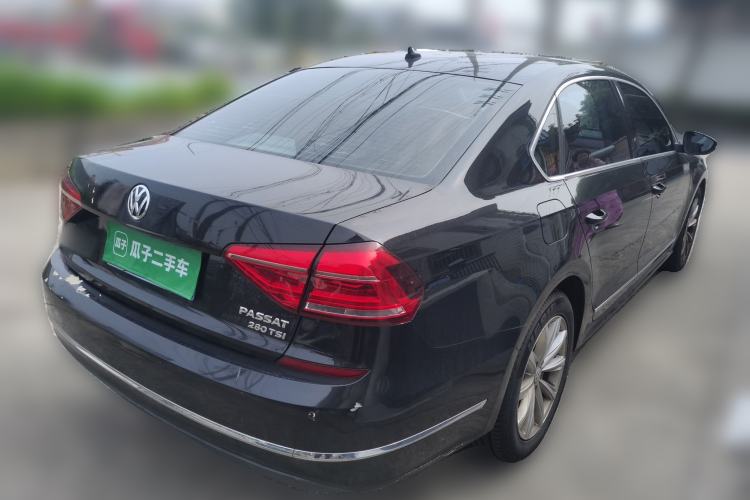 Used Volkswagen Passat 2017 280TSI DSG Luxury Edition Rear Right 45 Deg