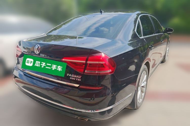 Used Volkswagen Passat 2017 330TSI DSG Luxury Edition Rear Right 45 Deg