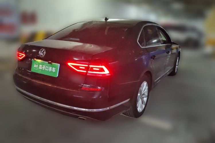 Used Volkswagen Passat 2017 330TSI DSG Luxury Edition Rear Right 45 Deg