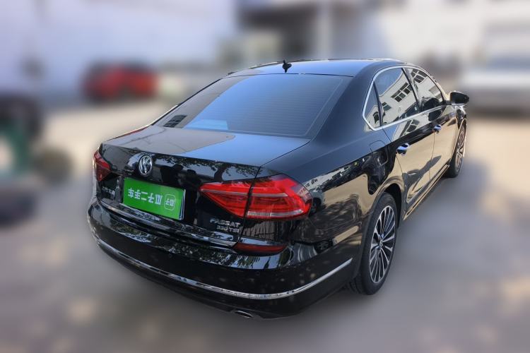 Used Volkswagen Passat 2017 330TSI DSG Luxury Edition Rear Right 45 Deg