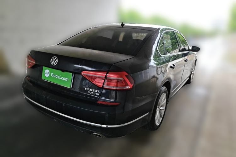 Used Volkswagen Passat 2017 330TSI DSG Luxury Edition Rear Right 45 Deg