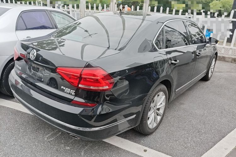 Used Volkswagen Passat 2017 330TSI DSG Luxury Edition Rear Right 45 Deg