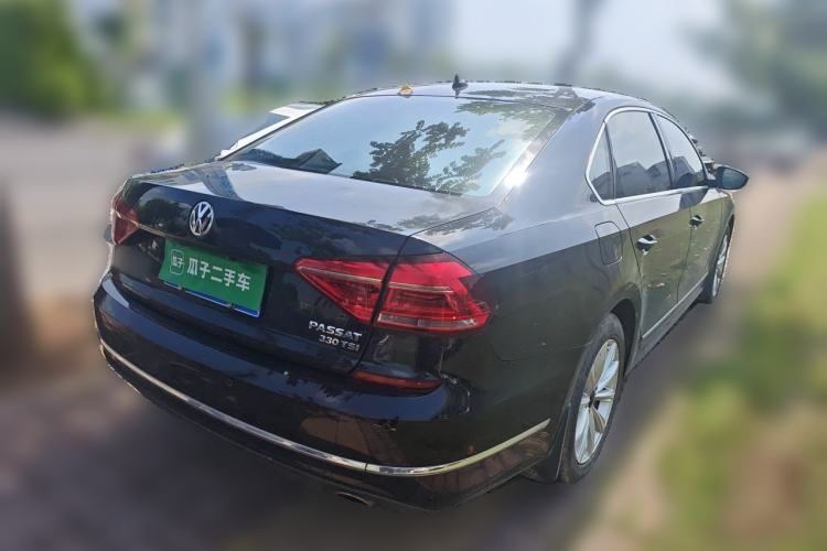 Used Volkswagen Passat 2017 330TSI DSG Luxury Edition Rear Right 45 Deg