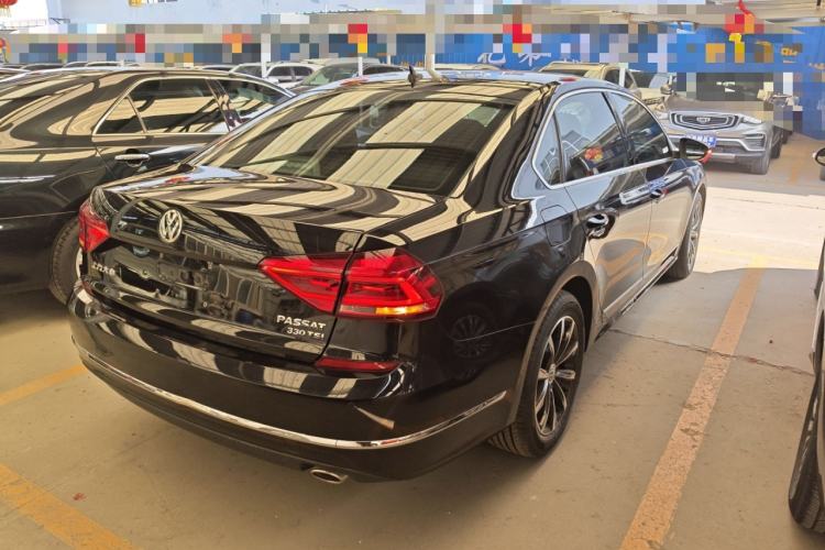 Used Volkswagen Passat 2017 330TSI DSG Luxury Edition Rear Right 45 Deg