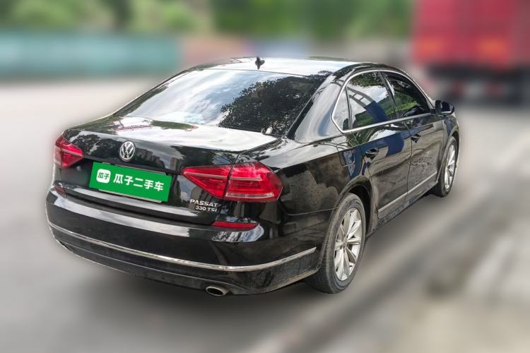 Used Volkswagen Passat 2017 330TSI DSG Luxury Edition Rear Right 45 Deg