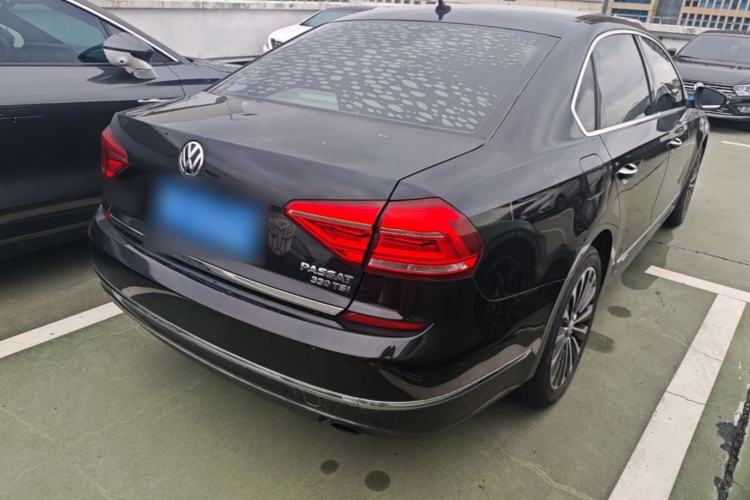 Used Volkswagen Passat 2017 330TSI DSG Prestige Edition Rear Right 45 Deg
