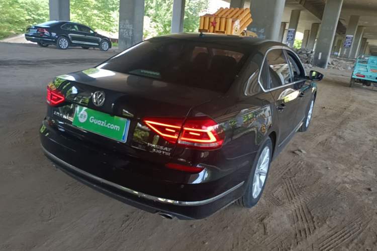 Used Volkswagen Passat 2017 330TSI DSG Luxury Edition Rear Right 45 Deg