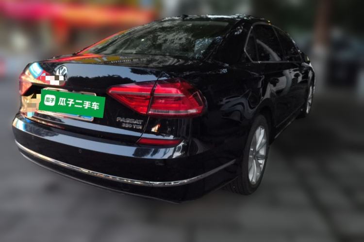 Used Volkswagen Passat 2017 330TSI DSG Luxury Edition Rear Right 45 Deg