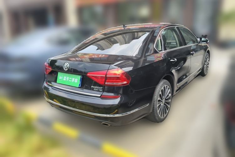 Used Volkswagen Passat 2017 330TSI DSG Luxury Edition Rear Right 45 Deg
