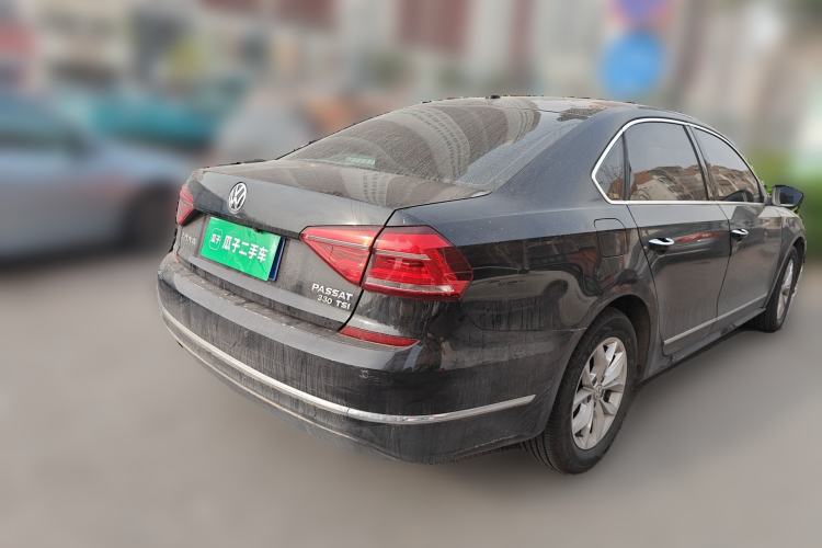Used Volkswagen Passat 2017 330TSI DSG Luxury Edition Rear Right 45 Deg