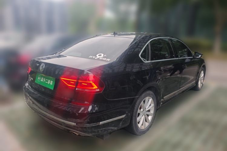 Used Volkswagen Passat 2017 330TSI DSG Luxury Edition Rear Right 45 Deg