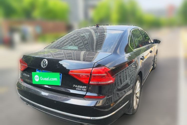 Used Volkswagen Passat 2017 330TSI DSG Luxury Edition Rear Right 45 Deg
