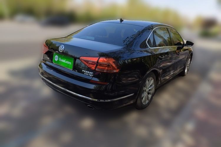 Used Volkswagen Passat 2017 330TSI DSG Luxury Edition Rear Right 45 Deg
