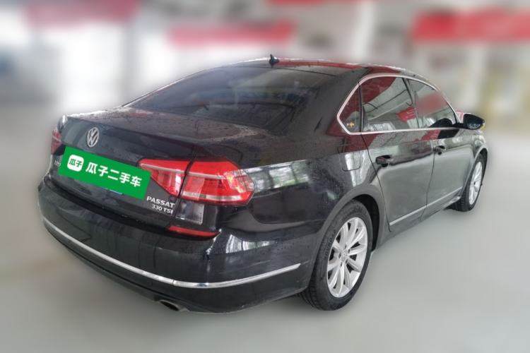 Used Volkswagen Passat 2017 330TSI DSG Luxury Edition Rear Right 45 Deg
