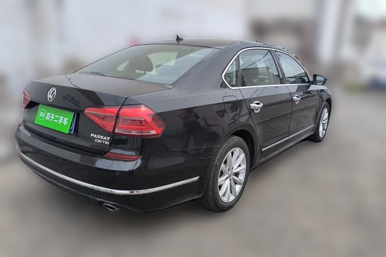 Used Volkswagen Passat 2017 330TSI DSG Luxury Edition Rear Right 45 Deg