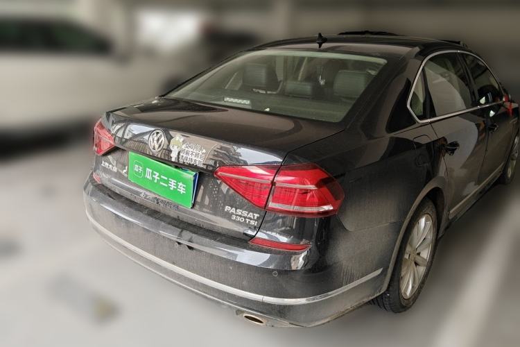 Used Volkswagen Passat 2017 330TSI DSG Luxury Edition Rear Right 45 Deg