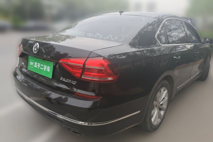 Used Volkswagen Passat 2017 330TSI DSG Luxury Edition Rear Right 45 Deg