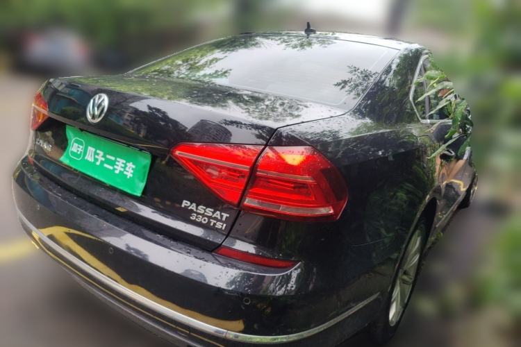 Used Volkswagen Passat 2017 330TSI DSG Luxury Edition Rear Right 45 Deg
