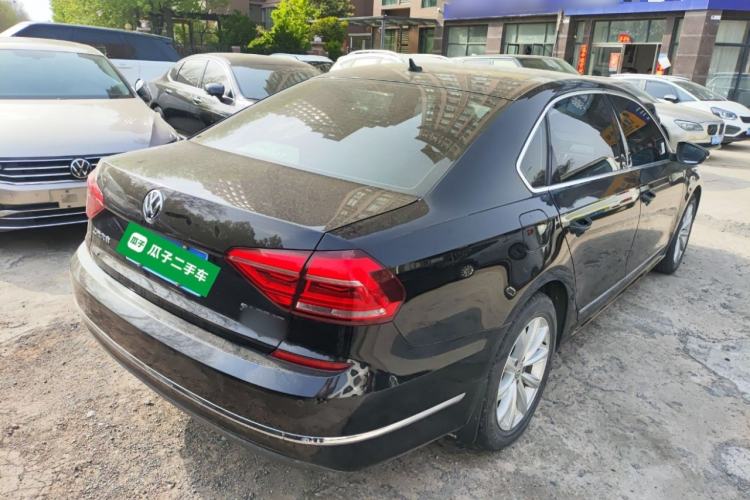 Used Volkswagen Passat 2017 280TSI DSG Luxury Edition Rear Right 45 Deg