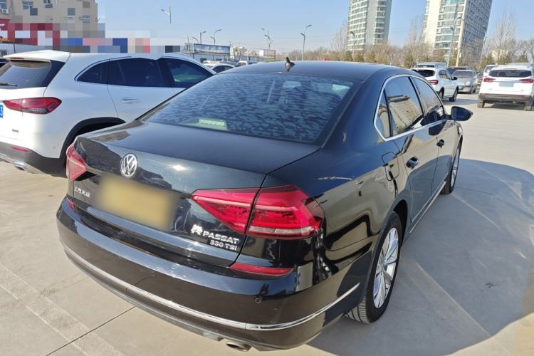 Used Volkswagen Passat 2017 330TSI DSG Luxury Edition Rear Right 45 Deg