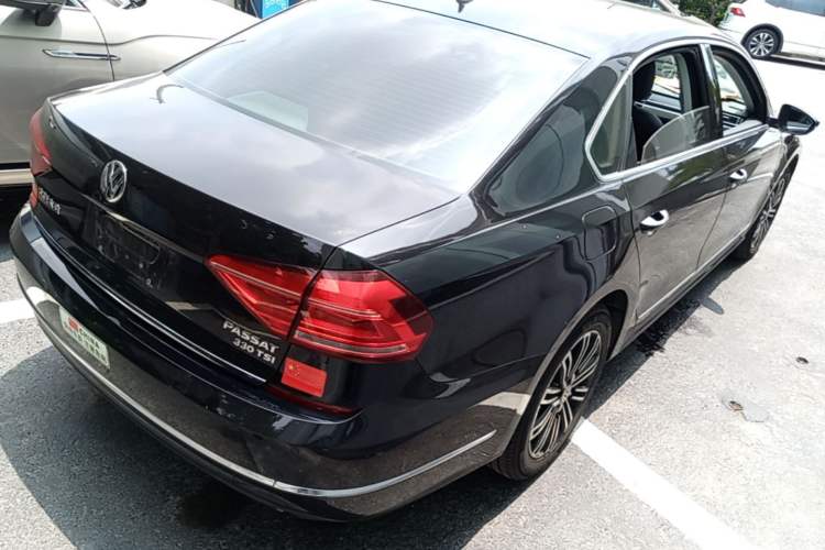 Used Volkswagen Passat 2017 330TSI DSG Prestige Edition Rear Right 45 Deg