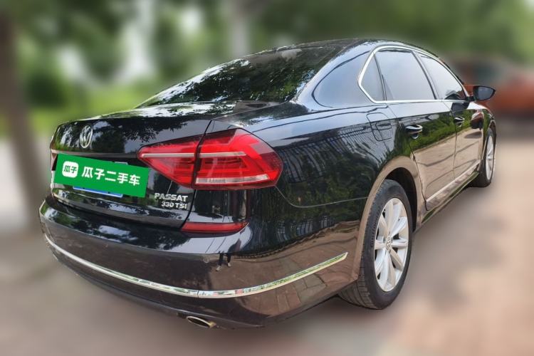 Used Volkswagen Passat 2017 330TSI DSG Luxury Edition Rear Right 45 Deg