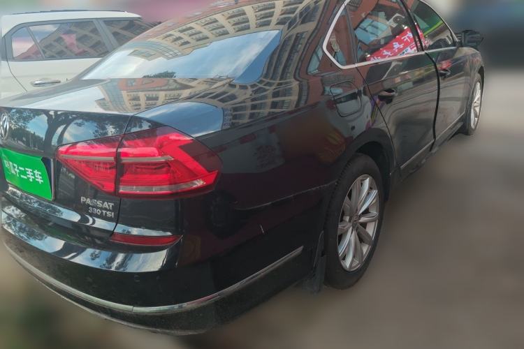 Used Volkswagen Passat 2017 330TSI DSG Luxury Edition Rear Right 45 Deg