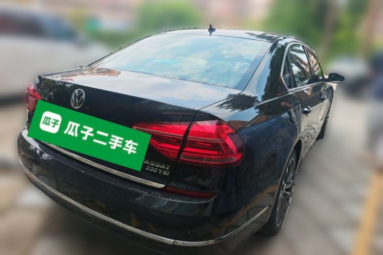Used Volkswagen Passat 2017 330TSI DSG Luxury Edition Rear Right 45 Deg