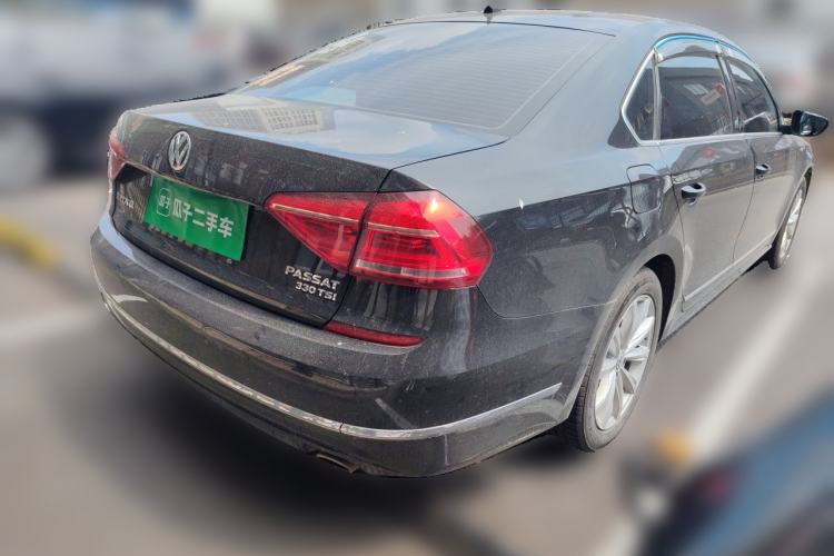 Used Volkswagen Passat 2017 330TSI DSG Luxury Edition Rear Right 45 Deg