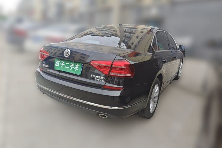 Used Volkswagen Passat 2017 330TSI DSG Luxury Edition Rear Right 45 Deg