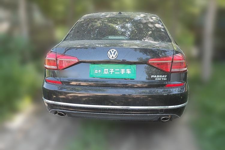 Used Volkswagen Passat 2017 330TSI DSG Luxury Edition Rear