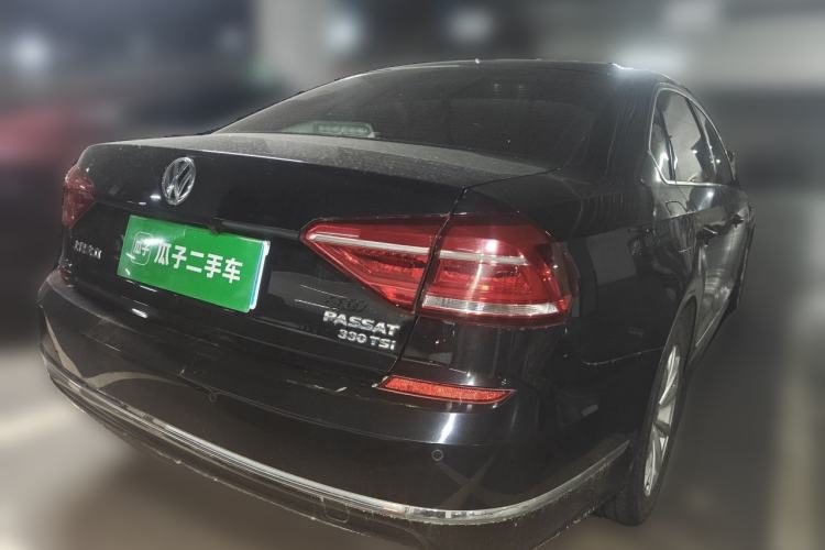 Used Volkswagen Passat 2017 330TSI DSG Luxury Edition Rear