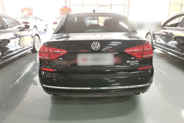 Used Volkswagen Passat 2017 330TSI DSG Luxury Edition Rear