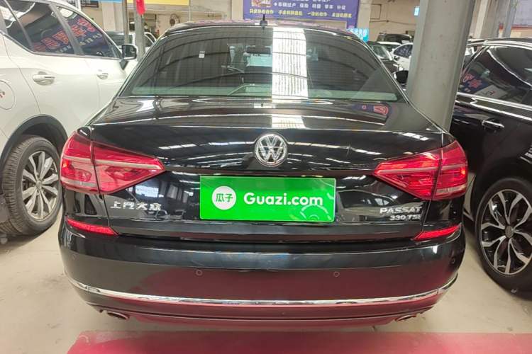 Used Volkswagen Passat 2017 330TSI DSG Luxury Edition Rear