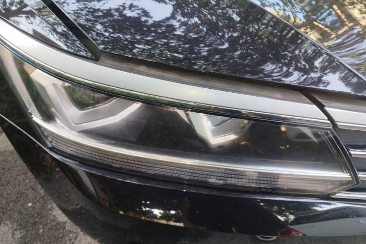 Used Volkswagen Passat 2017 330TSI DSG Luxury Edition Right Front Headlight